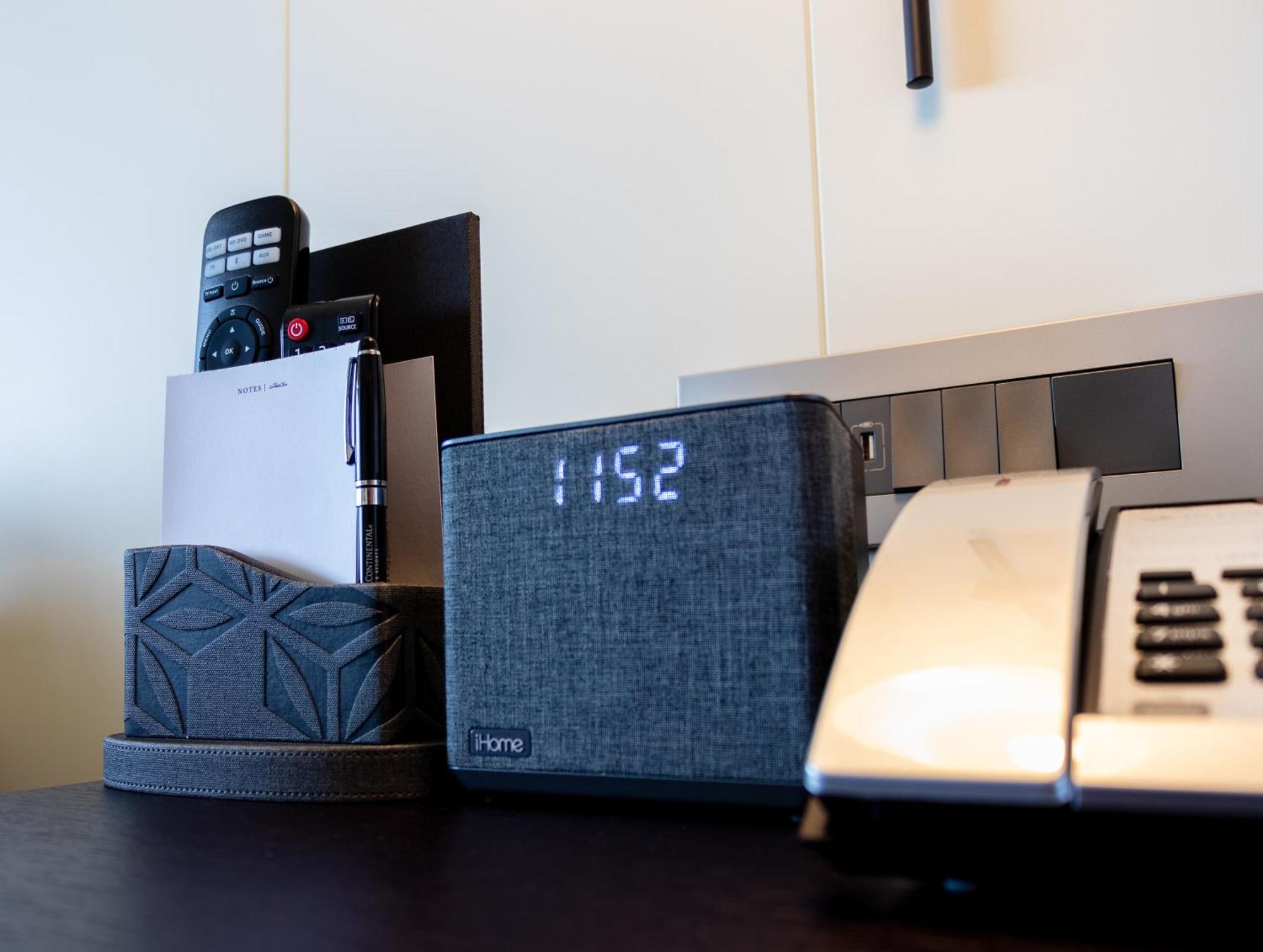 Zimmer mit Kingsize-Bett, Balkon und Meerblick – Obergeschoss