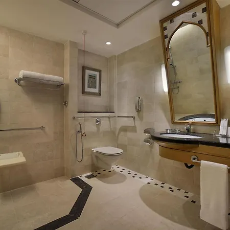 Hilton Muscat Al Bandar-2